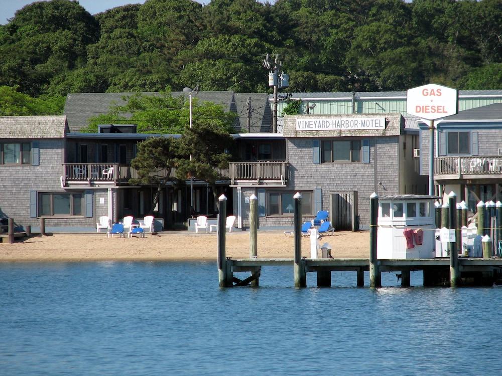 Vineyard Harbor Motel - Private Beach photo 55