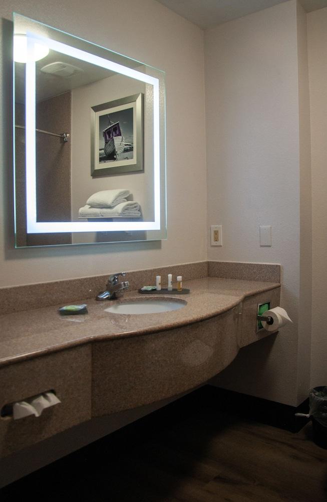 Kemah Edgewater Hotel, SureStay Collection by Best Western photo 18