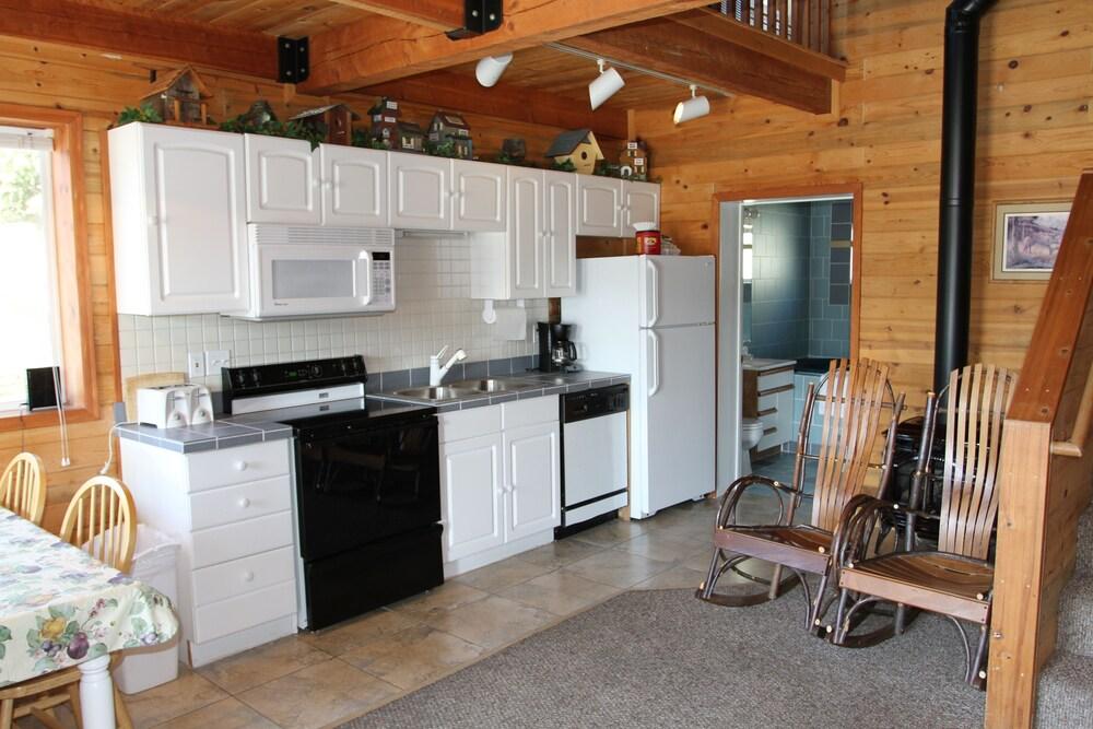 Lakeside Resort and Motel photo 89