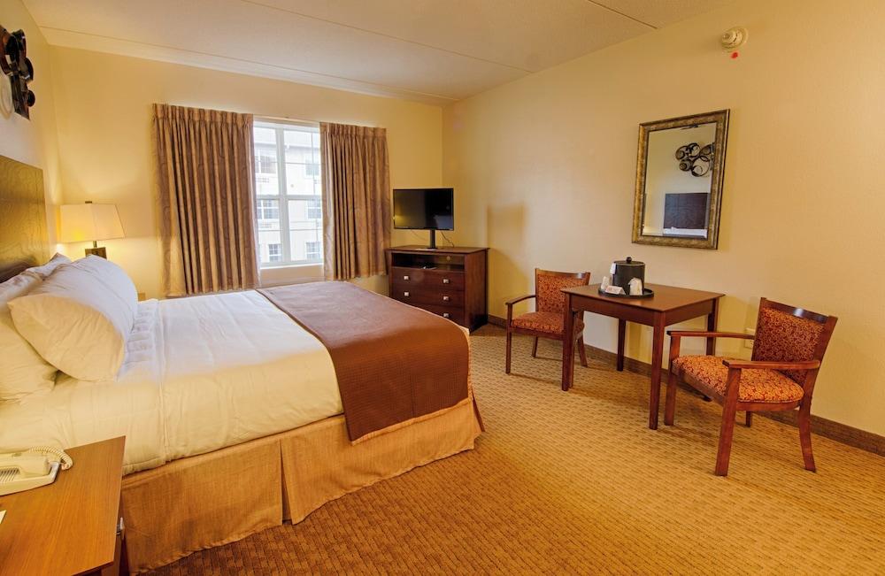 Landmark Inn Fort Liberty photo 4