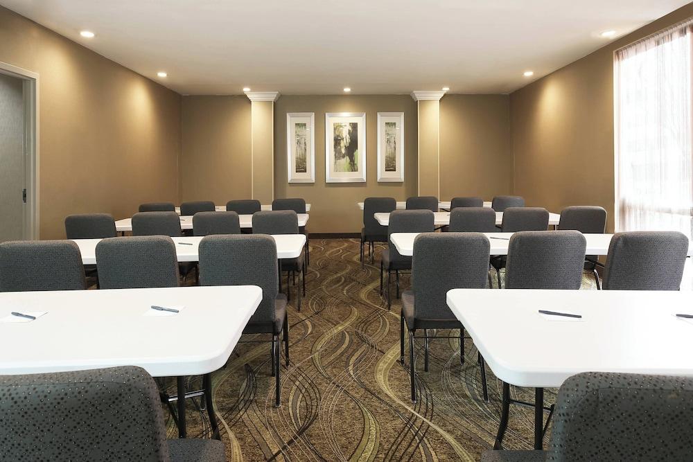 Springhill Suites Marriott Quail Springs photo 22