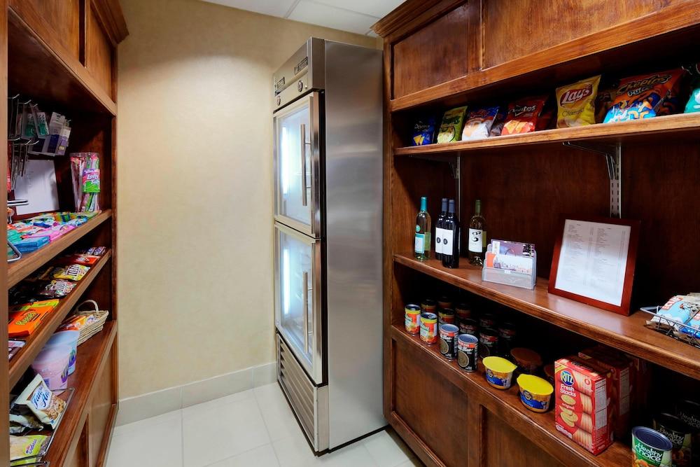 Residence Inn by Marriott St Louis Airport photo 12