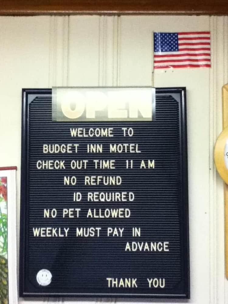 Budget Inn Du Quoin photo 21