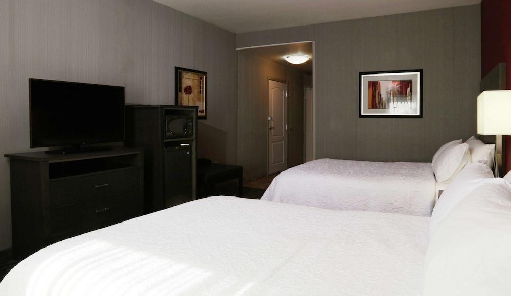 Hampton Inn & Suites Temecula photo 47