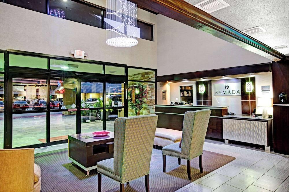 Ramada by Wyndham Houston Intercontinental Airport South photo 12