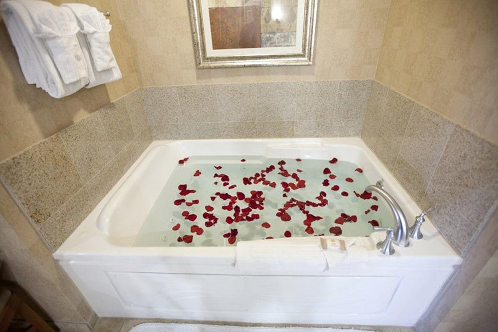 The Platinum Hotel photo 9