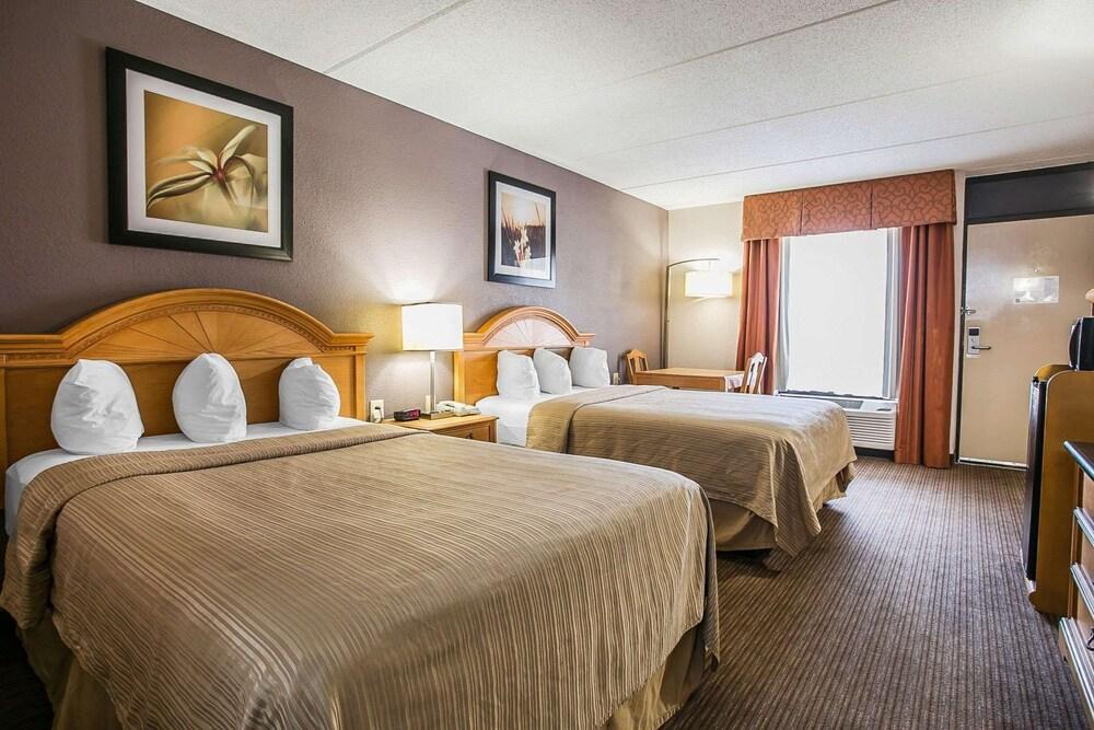 Quality Inn Hartsville photo 14