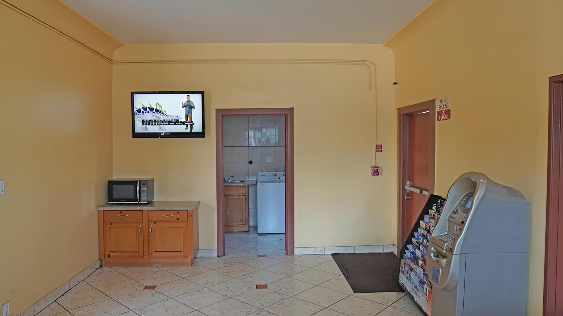 Antonio Hotel photo 24