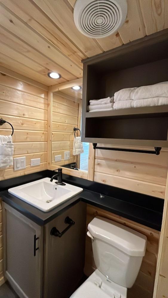 Grand Canyon Tiny Homes photo 12