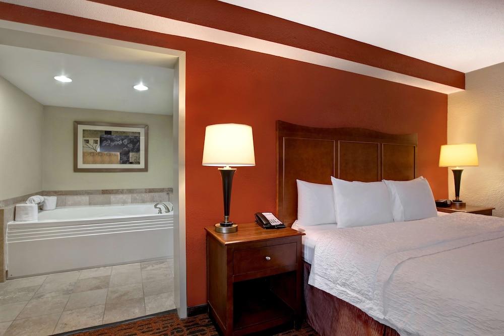 Hampton Inn Ft. Wayne-Southwest photo 5