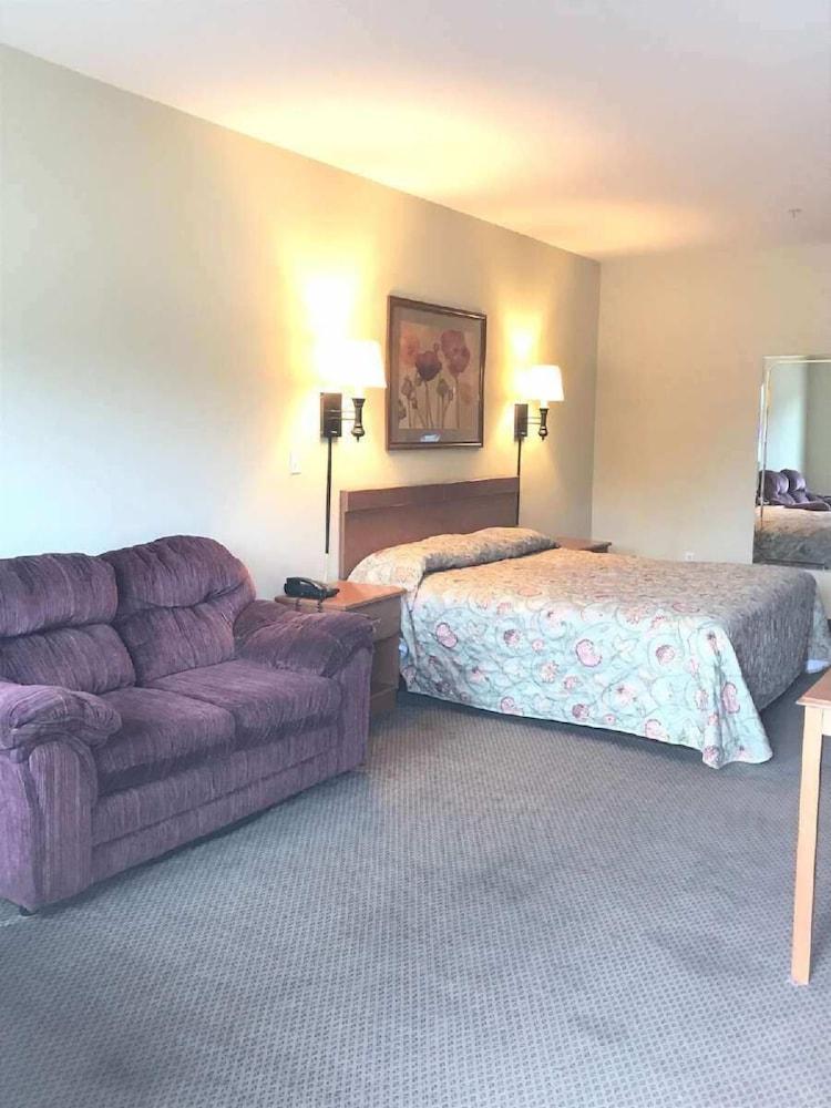 City Heart Inn & Suites photo 13