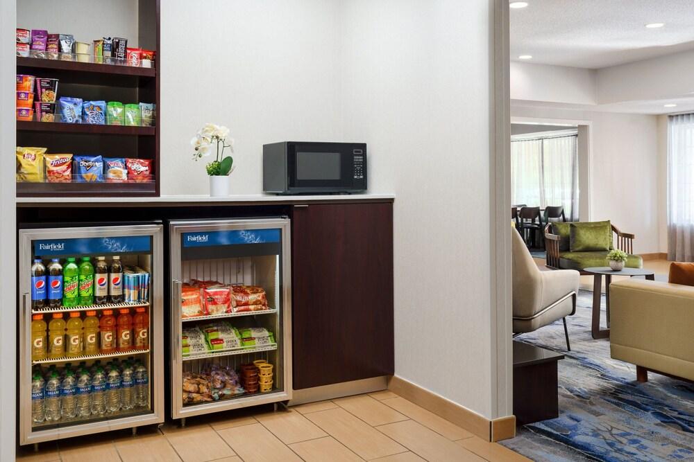 Fairfield Inn & Suites Houston The Woodlands photo 9