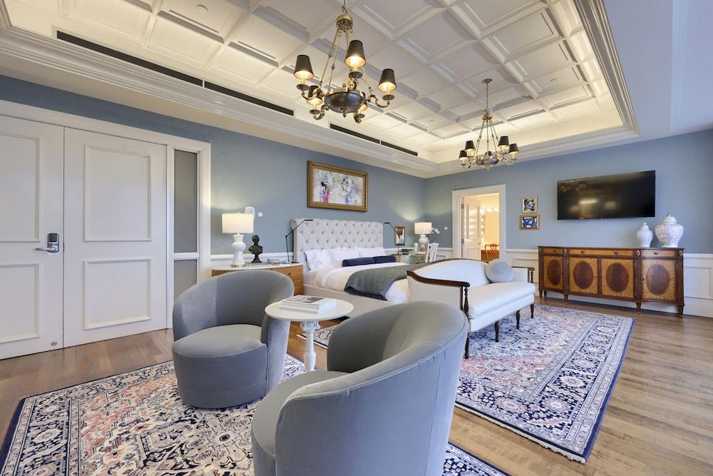 The Executive Suites and Venue photo 30