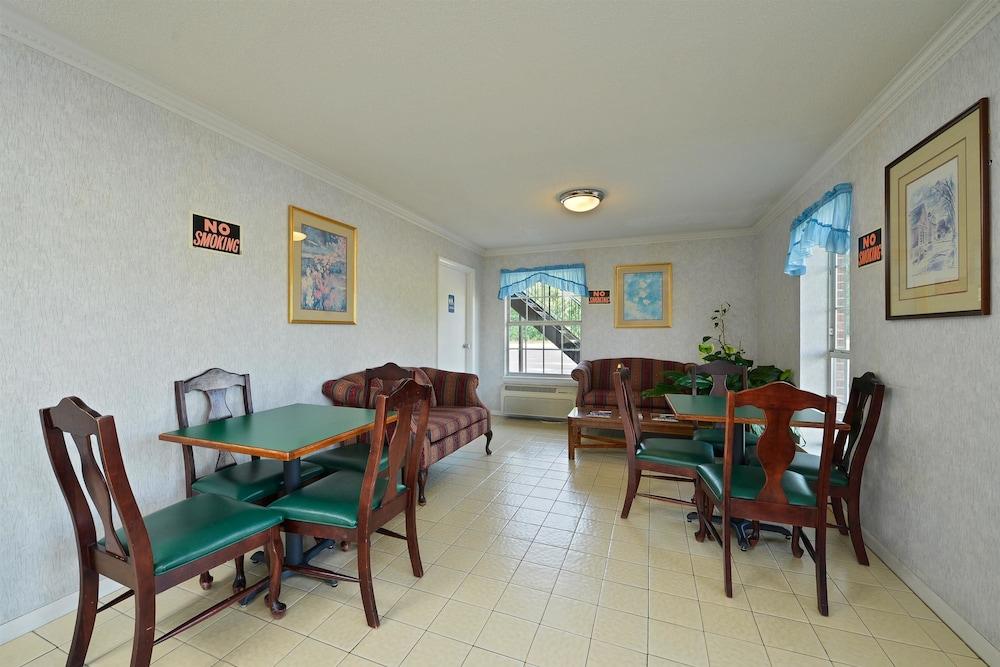 Americas Best Value Inn Winnsboro, SC photo 11
