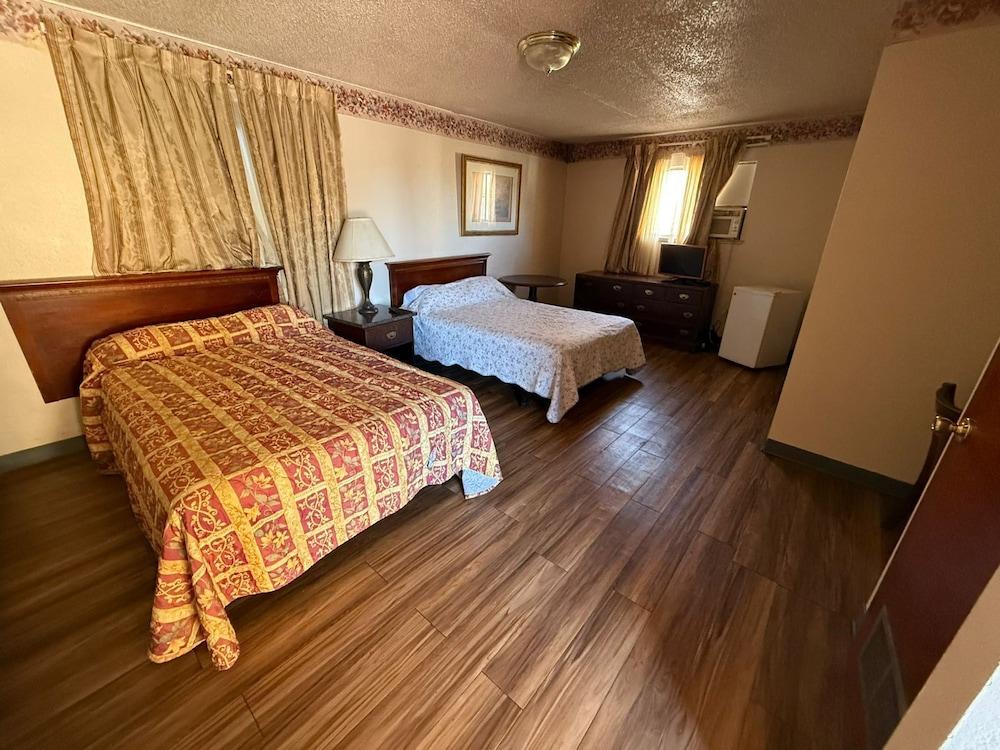 Springs Inn by Capital O I 25 photo 29