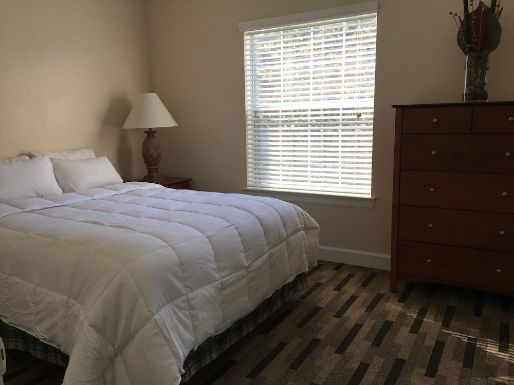 Kemah Boardwalk Inn photo 26