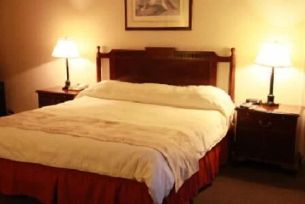 Caravelle Inn Extended Stay photo 9