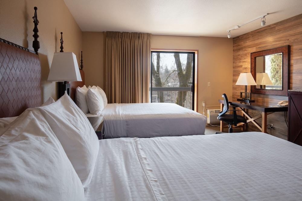 Riverside Inn photo 9