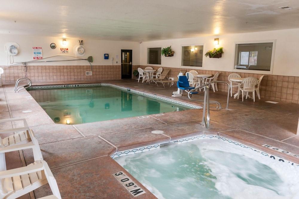 Quality Suites Albuquerque Airport photo 43