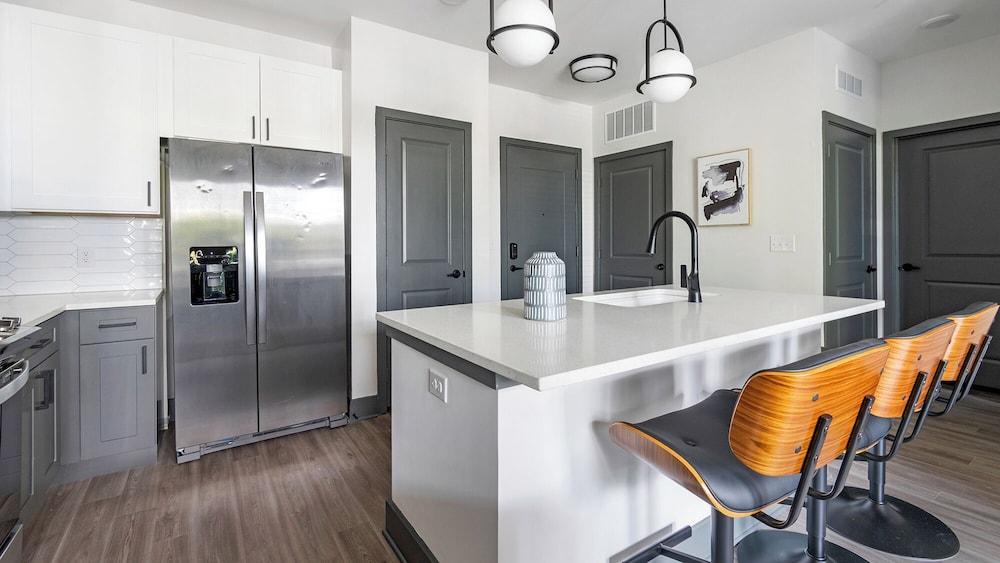 Southbank Apartments by Landing photo 7