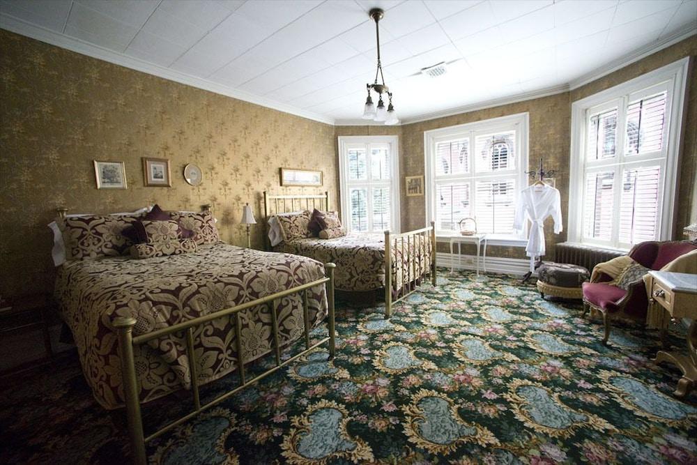 The Peter Herdic Inn photo 10