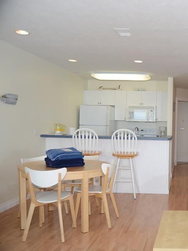 Beach Condominium Hotel photo 31