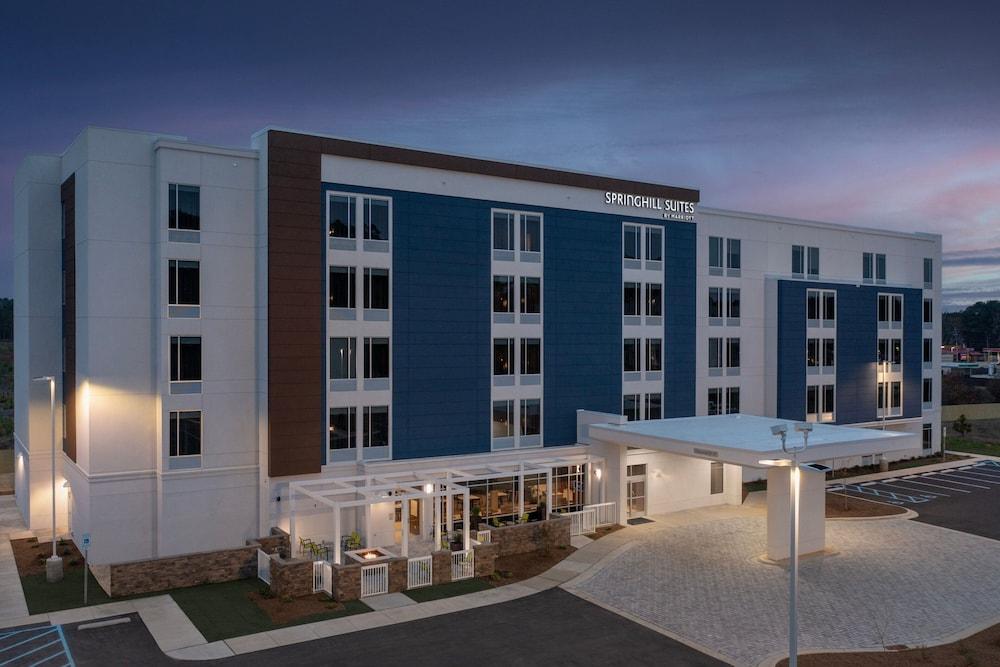 Springhill Suites By Marriott Fayetteville I 95 photo 1