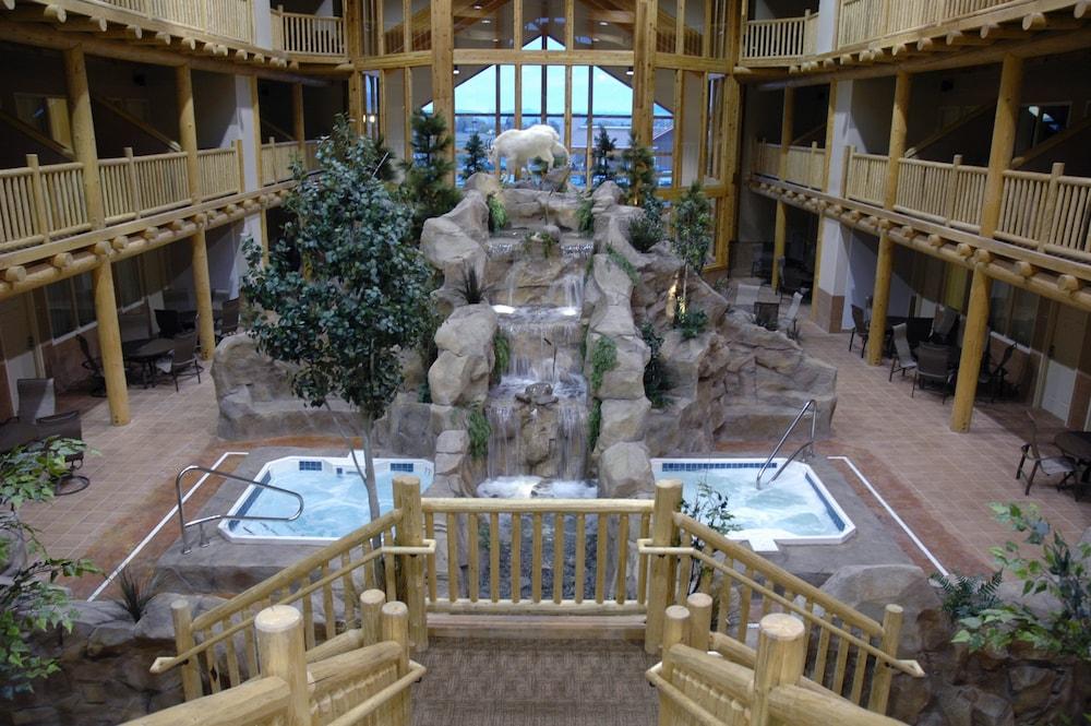 Casper C'mon Inn Hotel & Suites photo 3