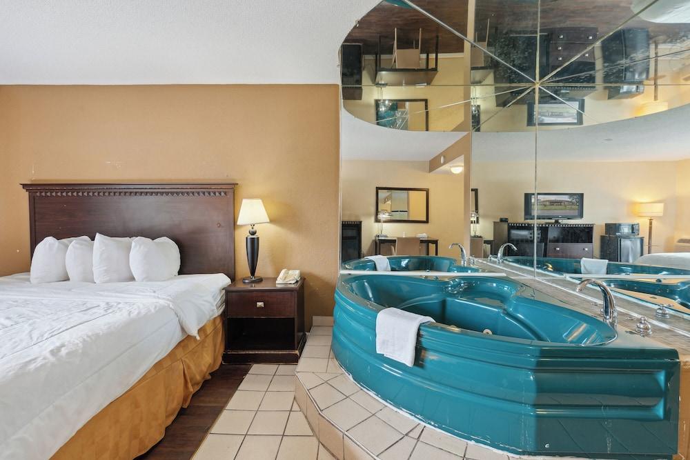 Miami Suites Hotel photo 28
