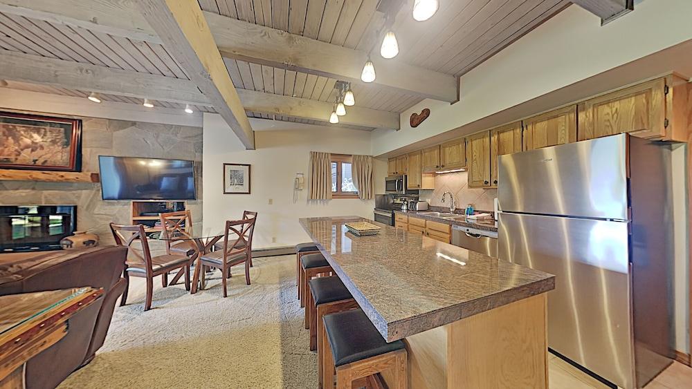 The Timberline Condominiums photo 57