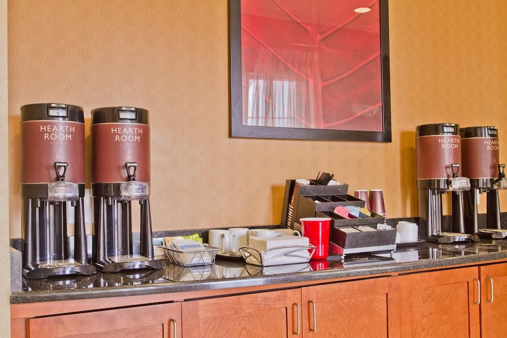 Residence Inn Marriott Concord photo 22