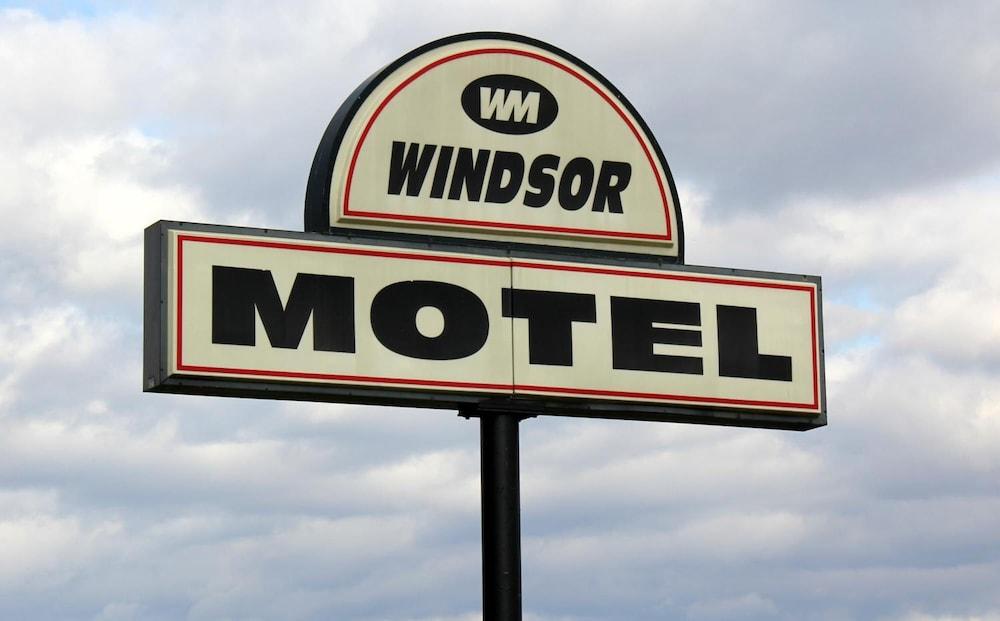 Windsor Motel photo 2