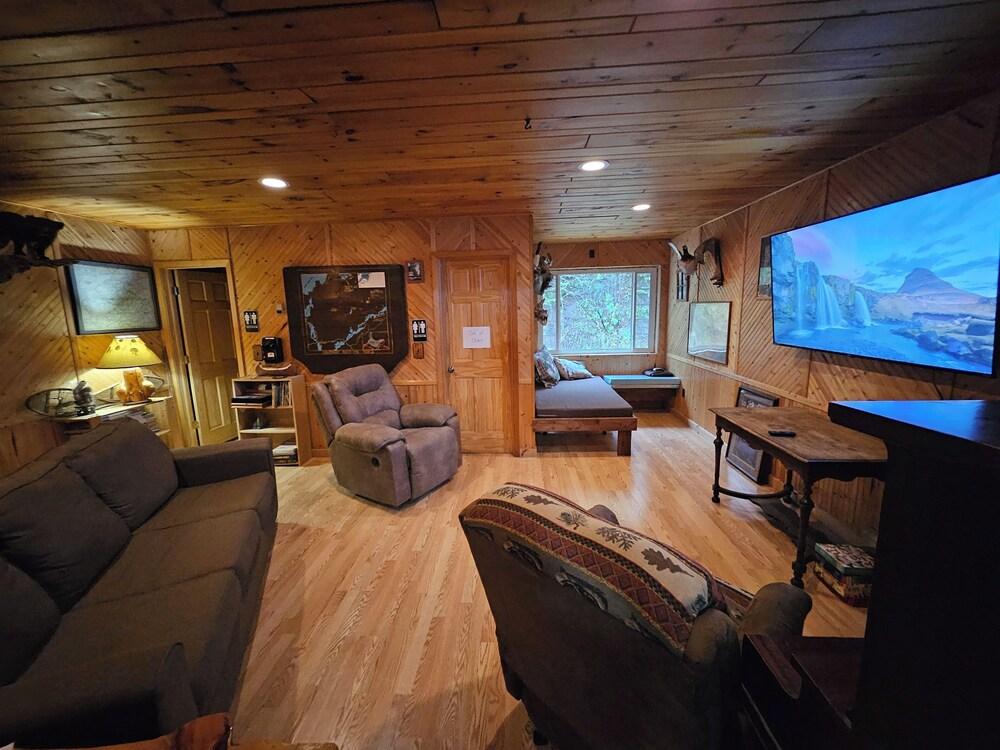 Timber Trail Lodge photo 22