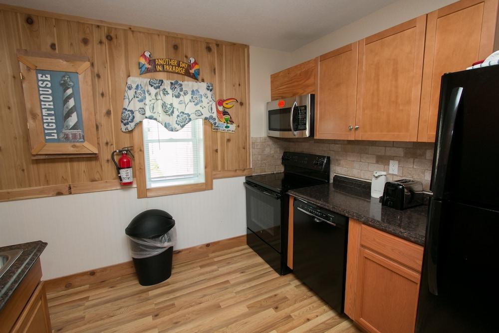 Outer Banks Motel - Village Accommodations photo 47