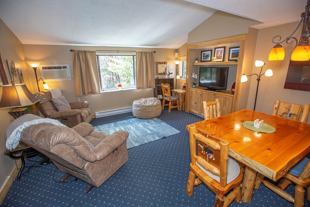 Black Bear Lodge photo 24
