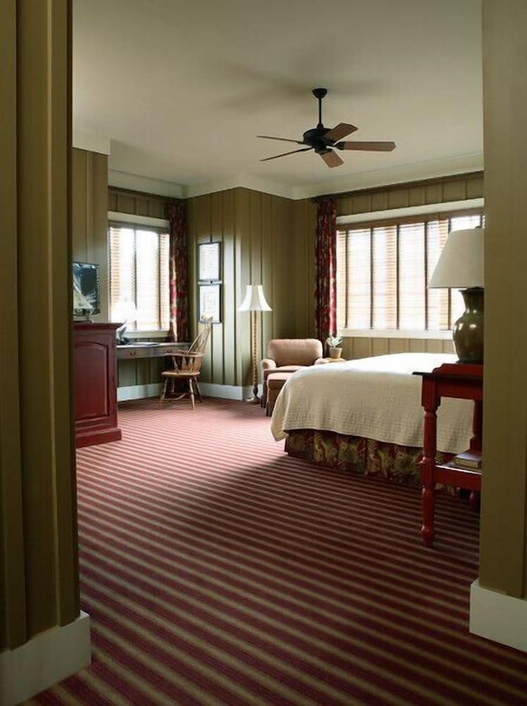 Bright's Creek Lodge photo 52