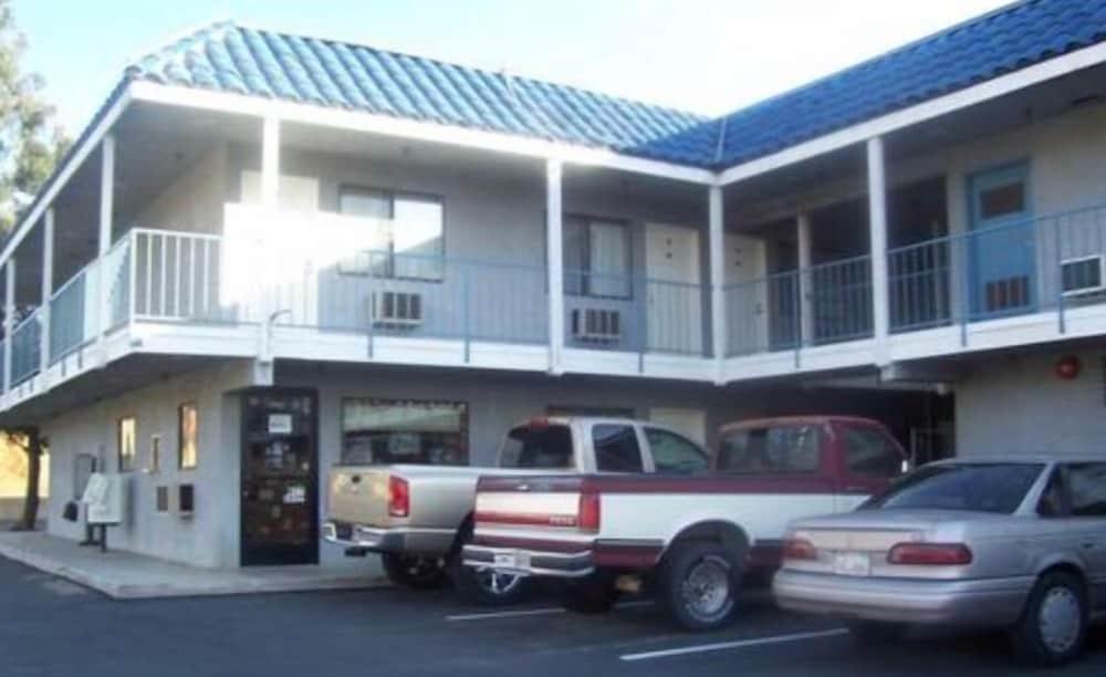 Circle Inn Motel photo 21