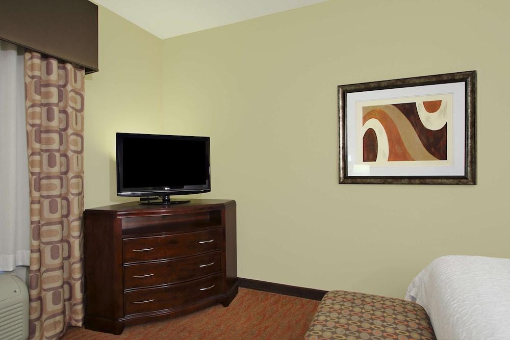 Hampton Inn & Suites Conroe - I-45 North photo 27