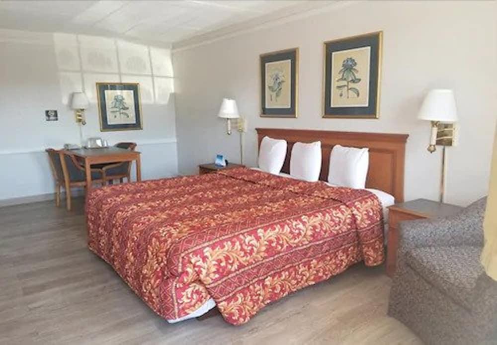 Horizon Inn & Suites photo 10