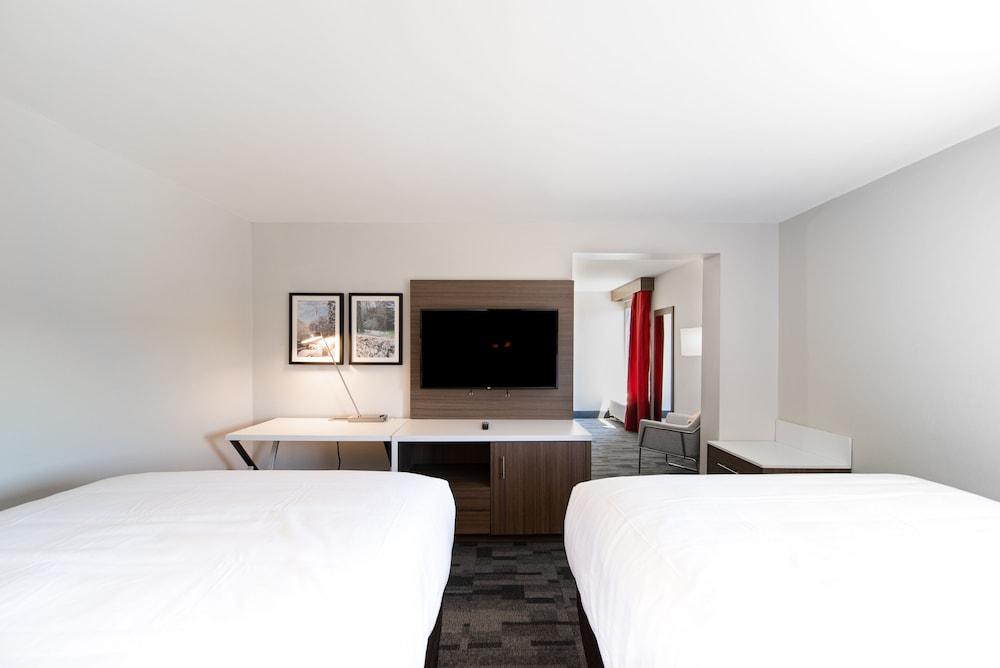 Comfort Inn & Suites Wyomissing/Reading photo 26
