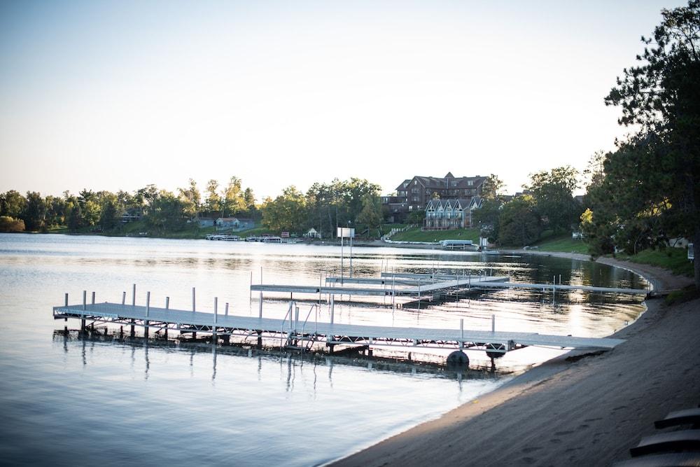 Maddens On Gull Lake photo 50
