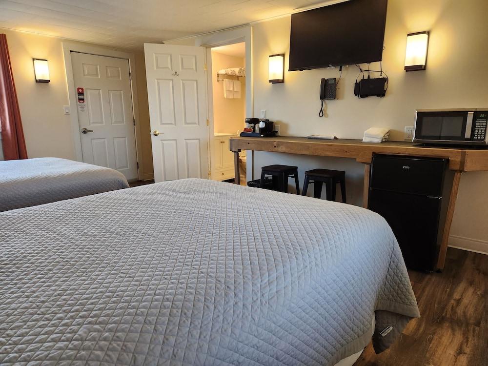 Colebrook C.C. & Motel photo 39