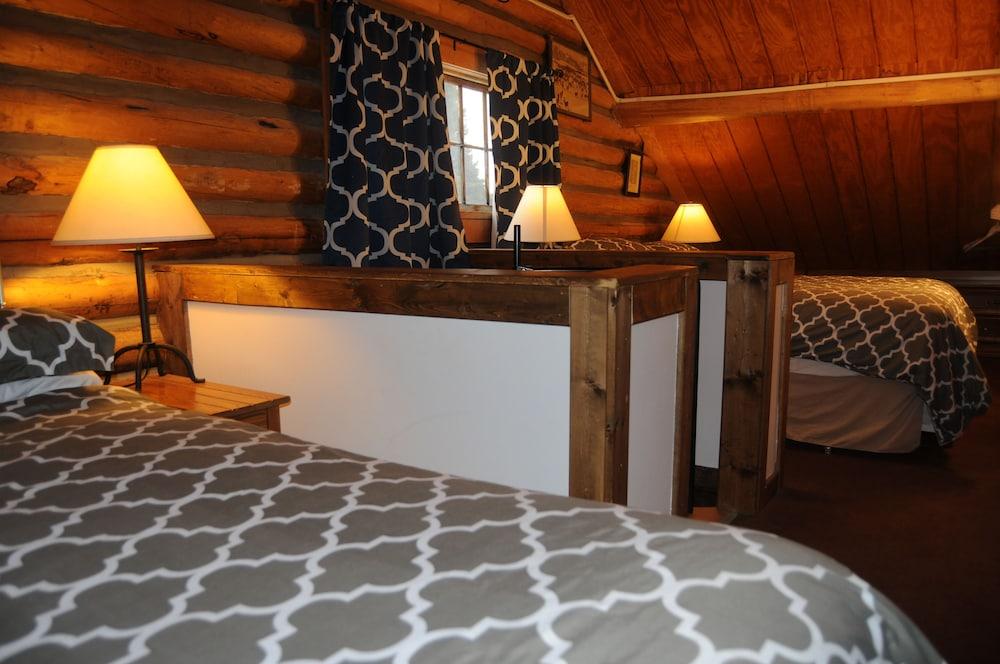 Yellowstone Motel - Adults Only photo 30