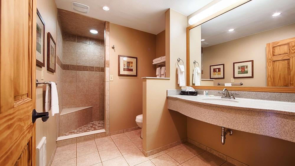 Crossroads Hotel and Event Center photo 19