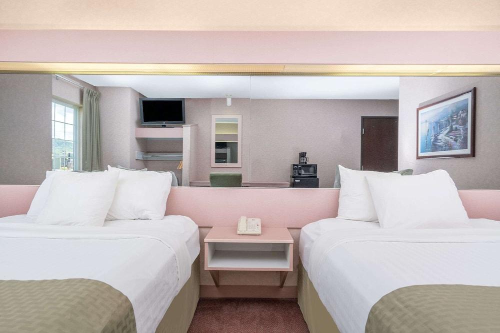 Microtel Inn by Wyndham Onalaska/La Crosse photo 8