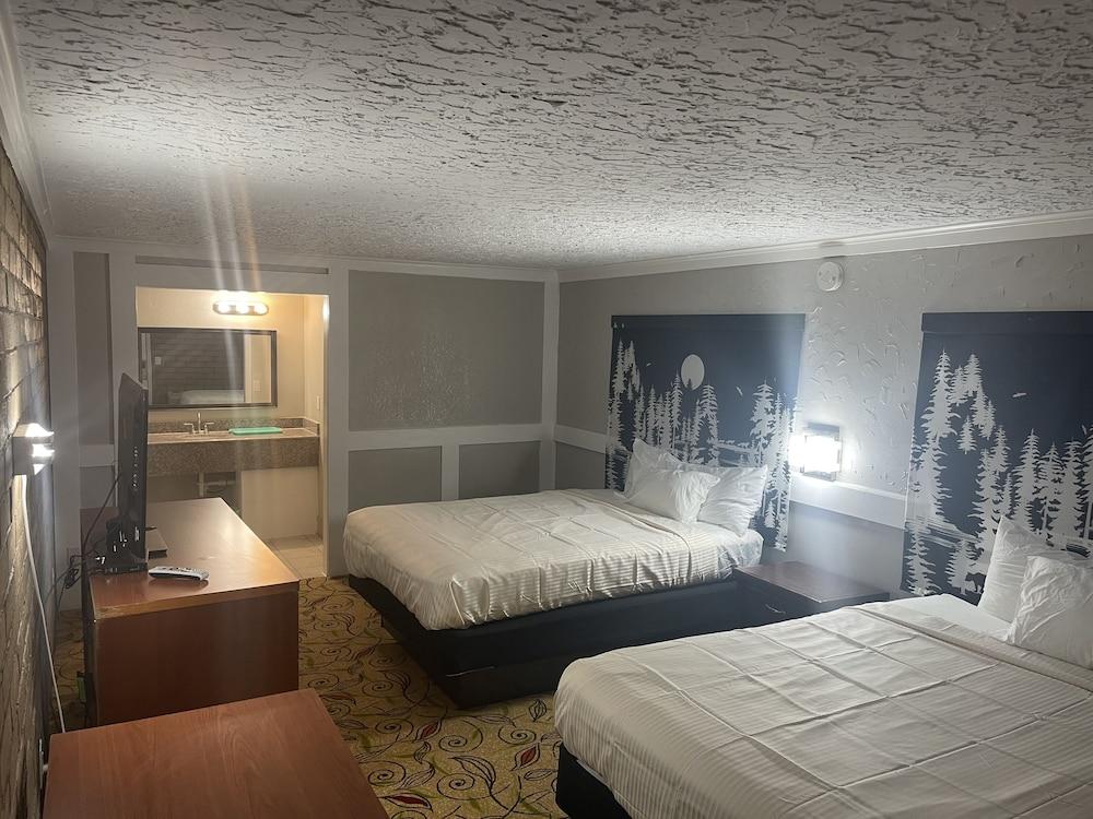 Stratford House Inn Branson photo 3