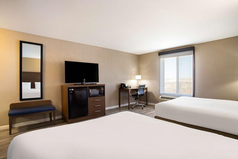 Best Western Gallup West photo 6