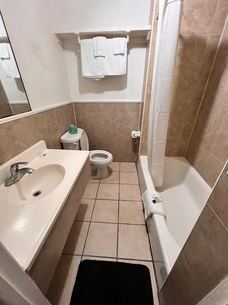 BUDGET INN photo 31