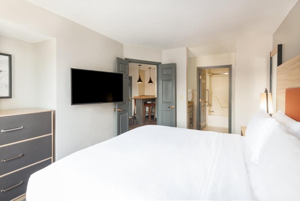Candlewood Suites Eagan Arpt South - Mall Area by IHG photo 22