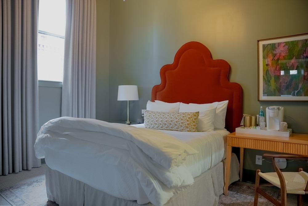The Woodward Hotel photo 19
